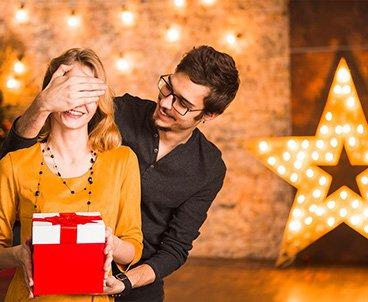 Festive gift gold pendants