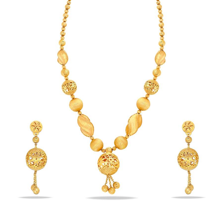 Gold jewelry designs online Latest designs at best price Kalyan