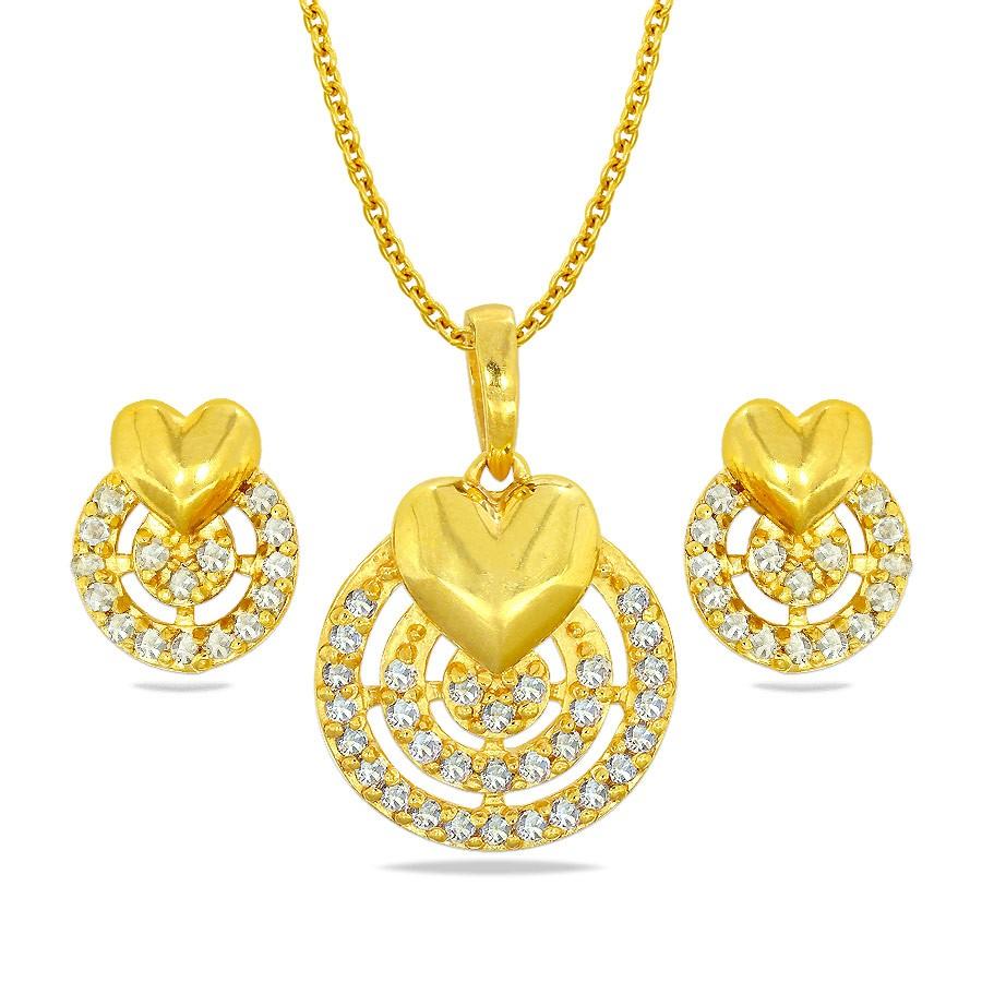 gold pendant set with earrings