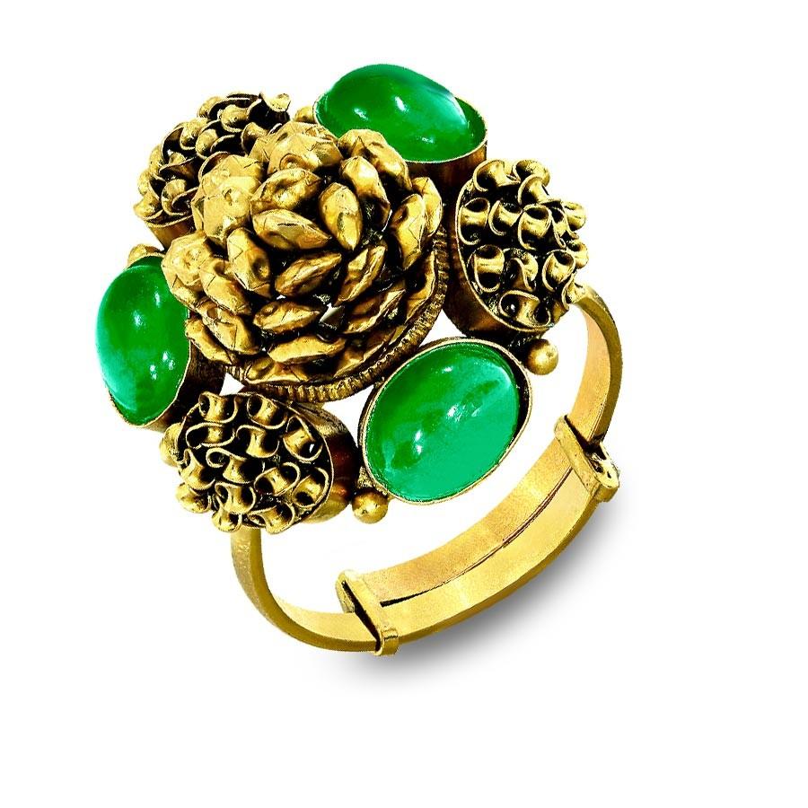 Green stone ring