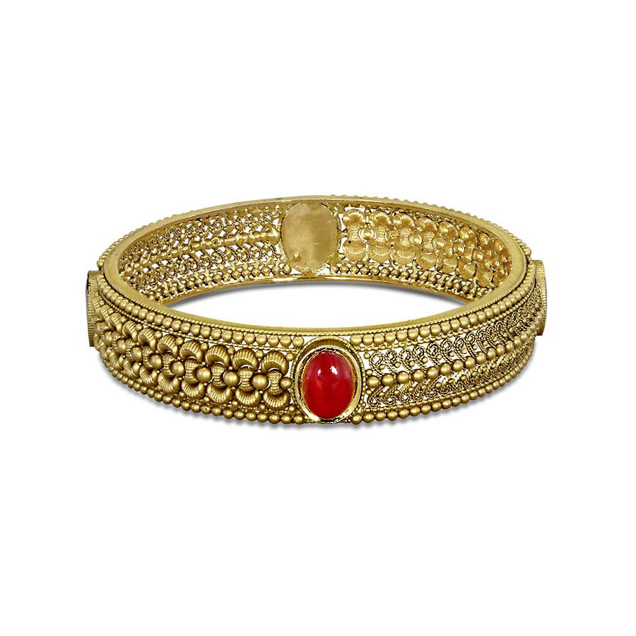 Antique gold jewellery