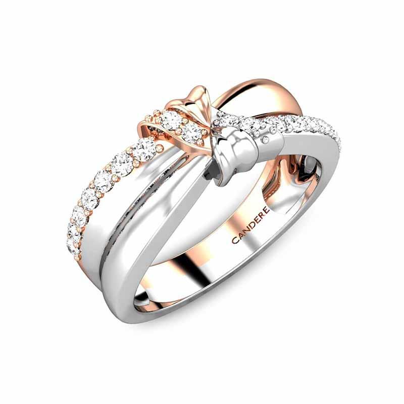 Elegant wedding rings set with diamonds in her ring