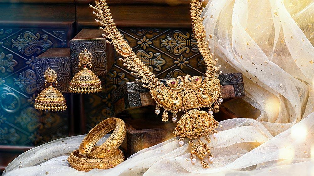 Heirloom Jewellery - Symbol of Tradition and Love