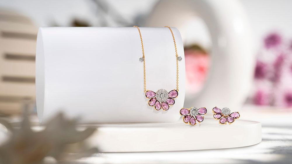Lightweight College Jewellery Lightweight College Jewellery