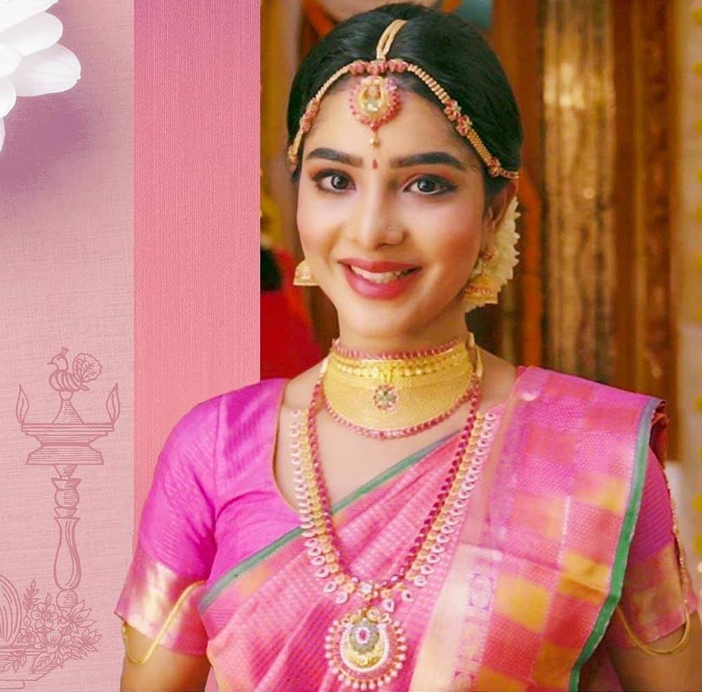 Weddings at Home: Spends and Saves Weddings at Home: Spends and Saves