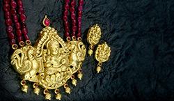 Kalyan Jewellers celebrates festive season with #TraditionOfTogetherness